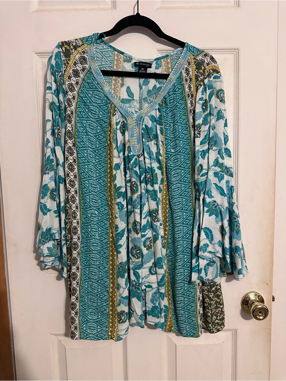 New Directions Floral Peasant Top